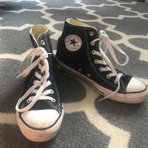 Black converse high tops
